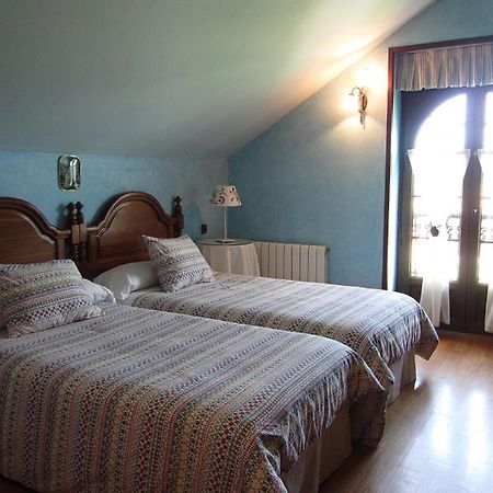 Vivienda Sampedri Villa Santillana del Mar Ruang foto