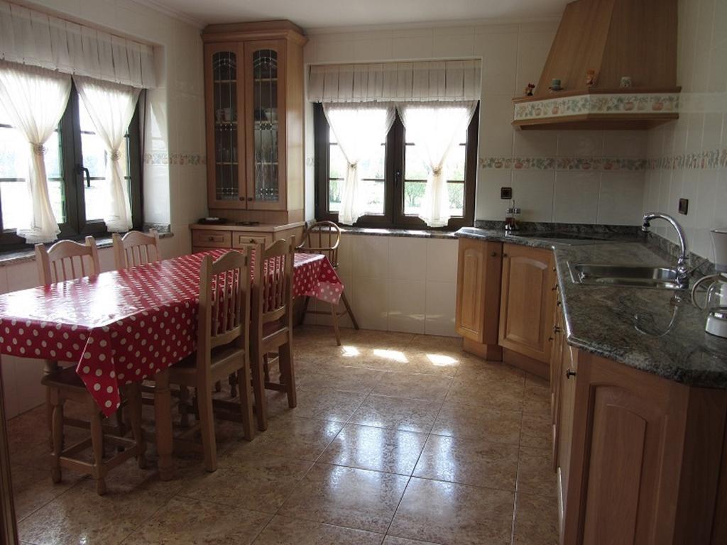 Vivienda Sampedri Villa Santillana del Mar Ruang foto
